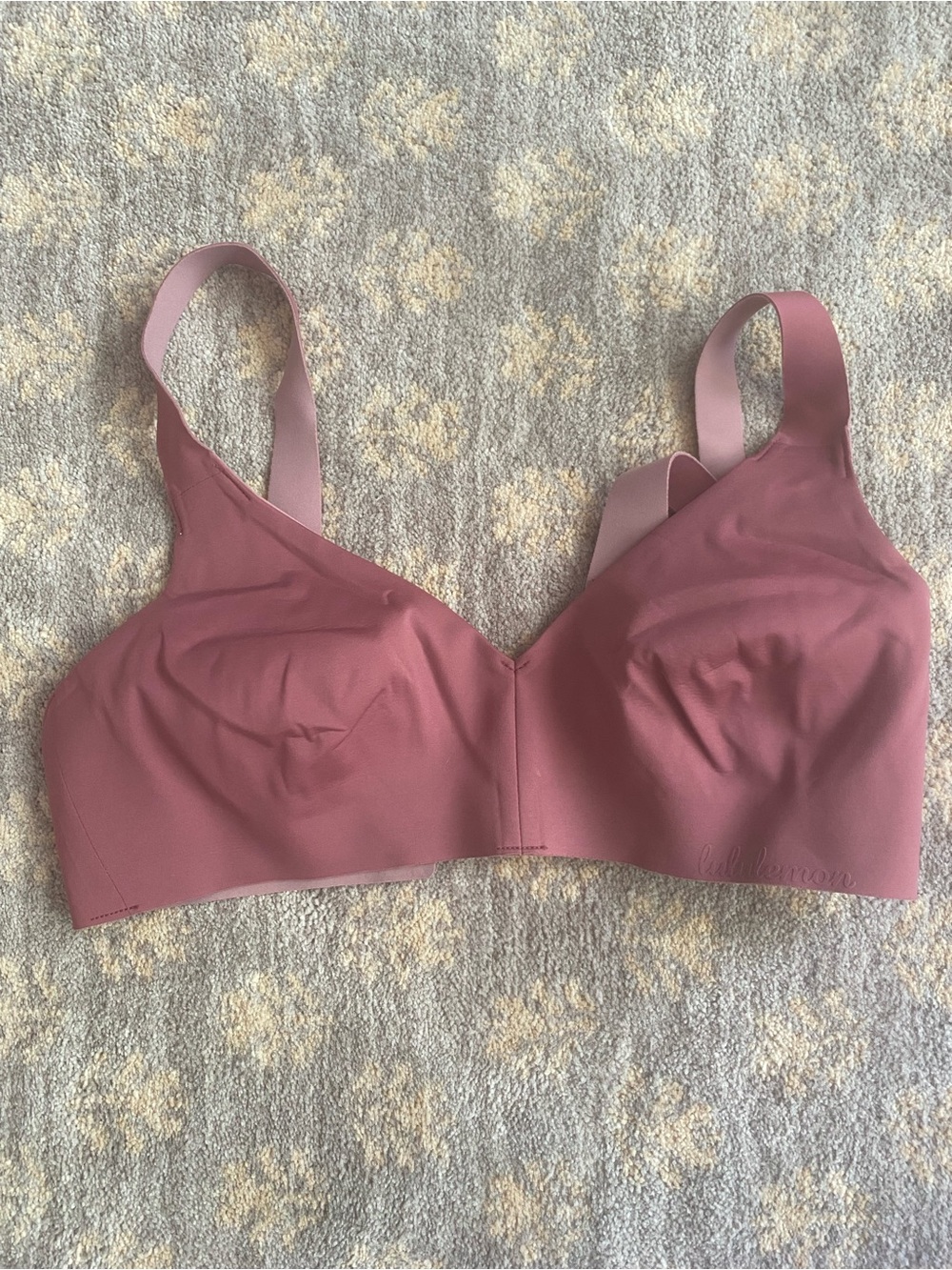 lululemon athletica Mauve Wireless Comfort Bra - Dusty Rose